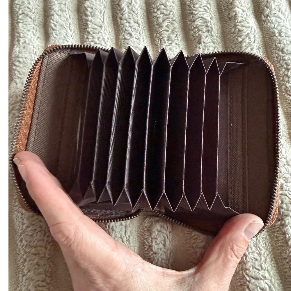 Hand Tooled Leather Accordion Card Wallet Turquoise Floral Western Zip Around
